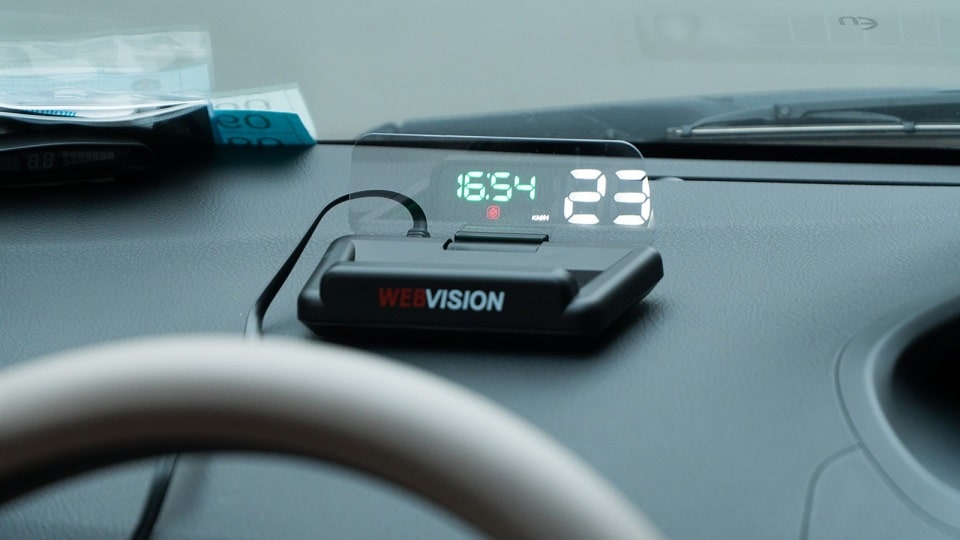 hien-thi-toc-do-tren-kinh-lai