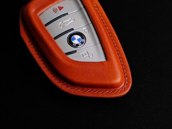 Bao da chìa khóa BMW i4 i7 iX3 bằng da thật thủ công, màu cam, bảo vệ chống trầy xước và tăng tính thẩm mỹ