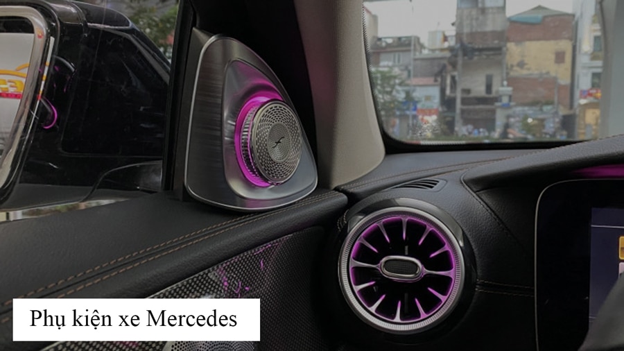 Phụ kiện xe Mercedes nên lắp đặt
