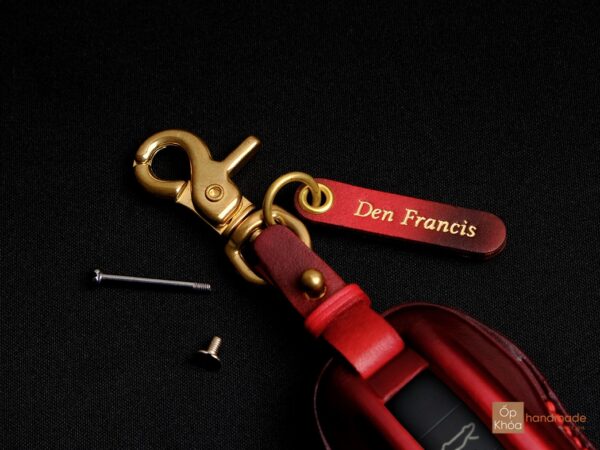 Thẻ tag đính kèm khi mua ốp chìa khóa Porsche 911