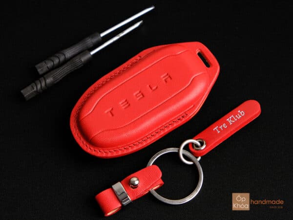 Mặt sau bao da chìa khóa Tesla Model 3