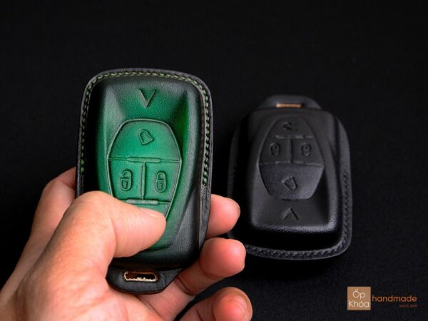 Trên tay bao da chìa khóa VinFast VF 7
