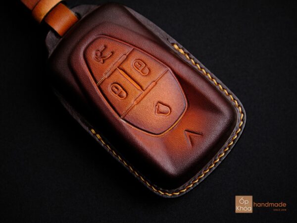 Ốp khoá Vinfast VF e34 được làm thủ công