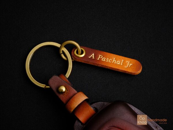 Khắc tên miễn phí với bao da chìa khoá Vinfast VF e34