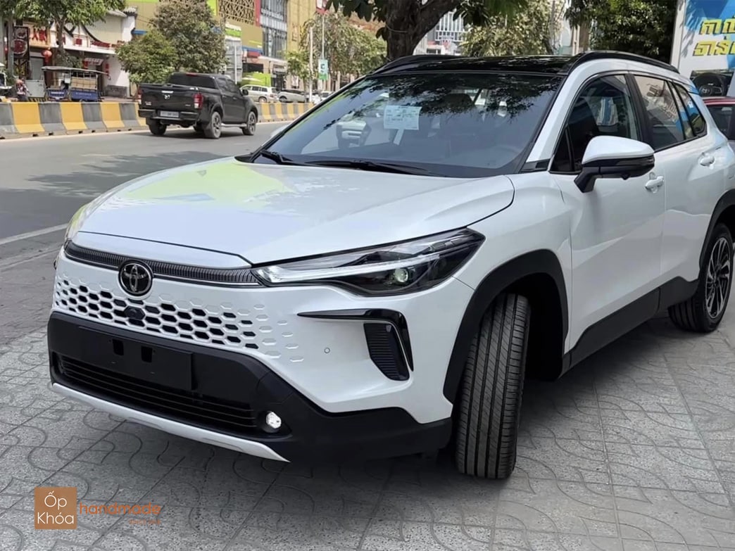 Corolla Cross mới của Toyota