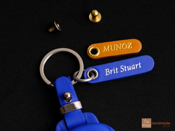 Phụ kiện khi mua bao da chìa khóa Mitsubishi Xforce