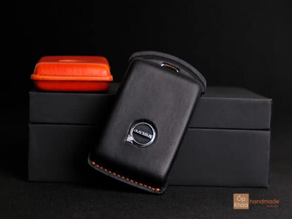 Bao da chìa khóa Volvo XC40, XC60, XC90 được làm từ chất liệu da Vegtan cao cấp