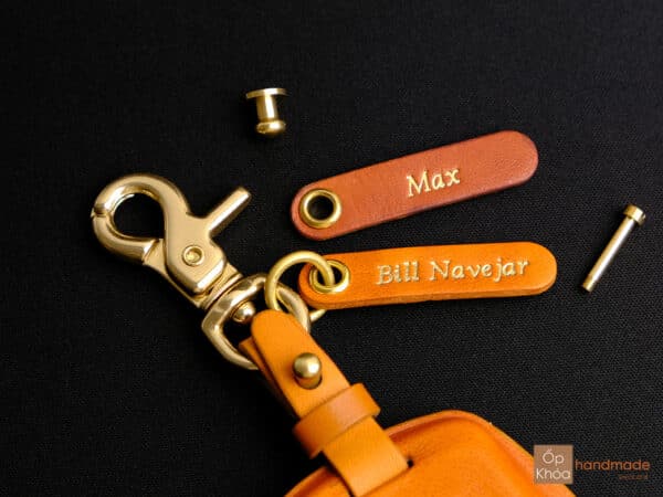 Thẻ Tag bao da chìa khóa Discovery