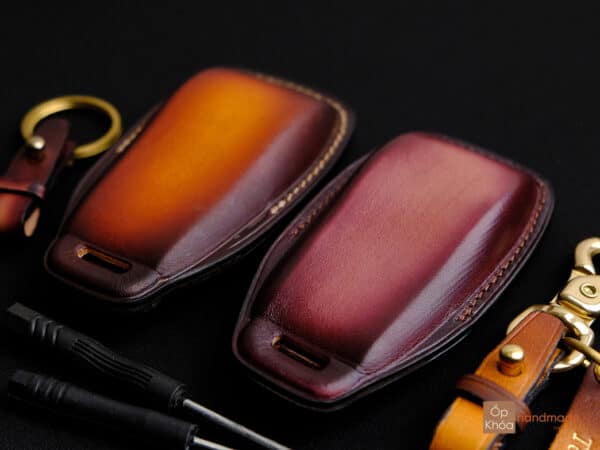 Mặt sau bao da chìa khóa Mercedes E-Class