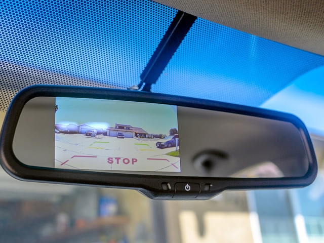 Cách điều chỉnh gương chiếu hậu trên xe Hyundai Accent Cách điều chỉnh gương chiếu hậu trên xe Hyundai Accent