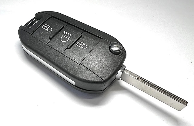 Hướng dẫn sử dụng chức năng lên xuống kính Hyundai bằng chìa khóa thông minh Hướng dẫn sử dụng chức năng lên xuống kính Hyundai bằng chìa khóa thông minh