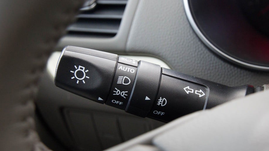 Cách chỉnh hệ thống đèn xe Hyundai SantaFe Cách chỉnh hệ thống đèn xe Hyundai SantaFe
