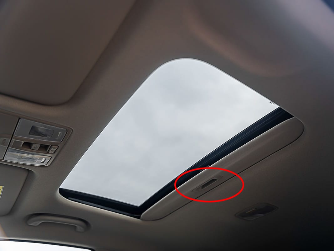 Tấm che nắng Hyundai Accent kéo tay Tấm che nắng Hyundai Accent kéo tay