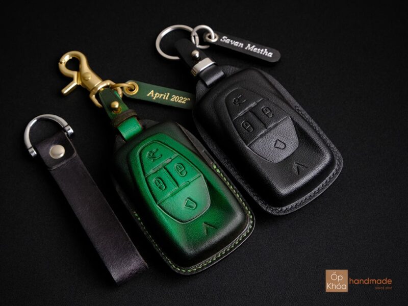 bao-da-chia-khoa-vinfast-vf7-khau-tay-thu-cong