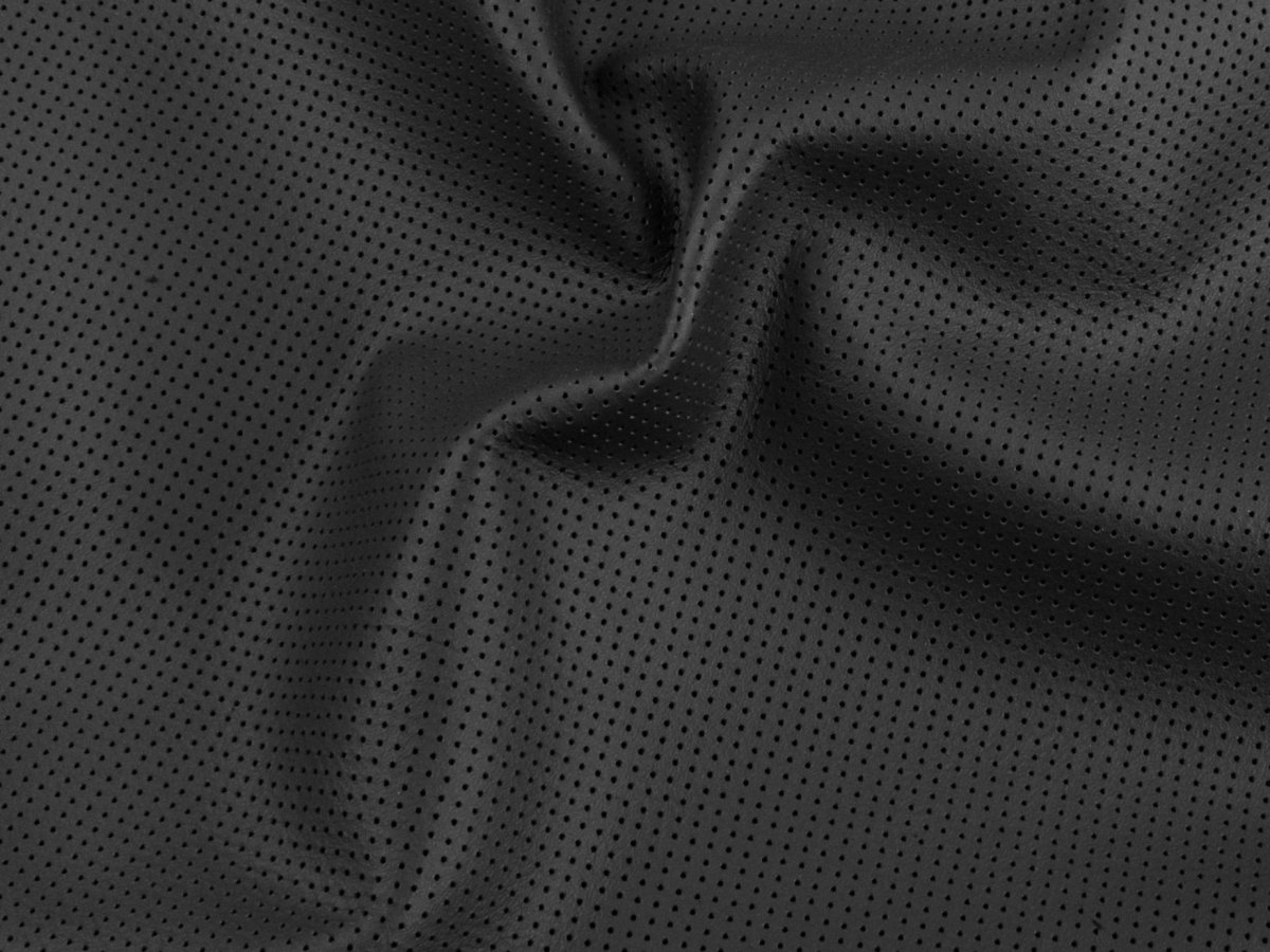 Bề mặt da Nappa thật thường mềm, mịn và cho cảm giác tự nhiên thay vì phẳng lì như vật liệu phủ nhựa.