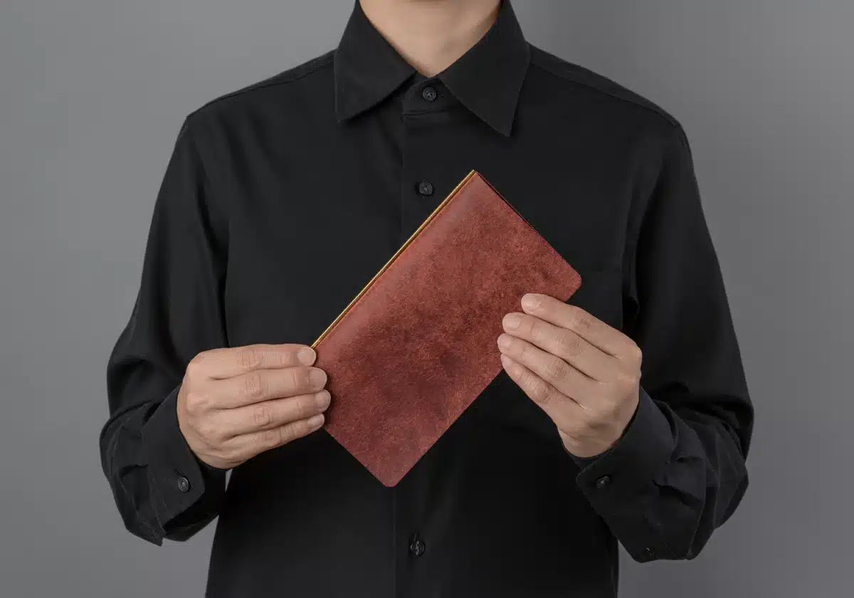 Da Pueblo hợp với người thích dấu thời gian hiện lên tự nhiên, nhưng có thể không phải lựa chọn lý tưởng nếu bạn thích bề mặt luôn mới tinh.