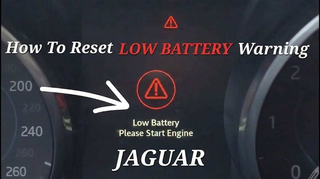 Màn hình xe Jaguar hiển thị cảnh báo Smart Key battery low