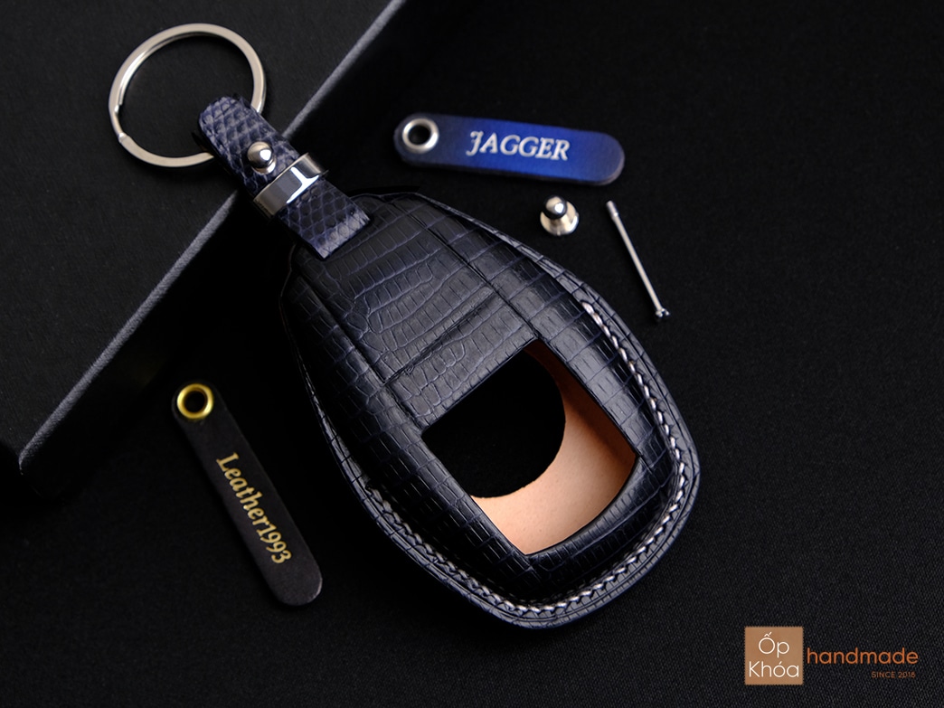 Bao da chìa khóa da kỳ đà với texture nổi bật và phong cách cá nhân