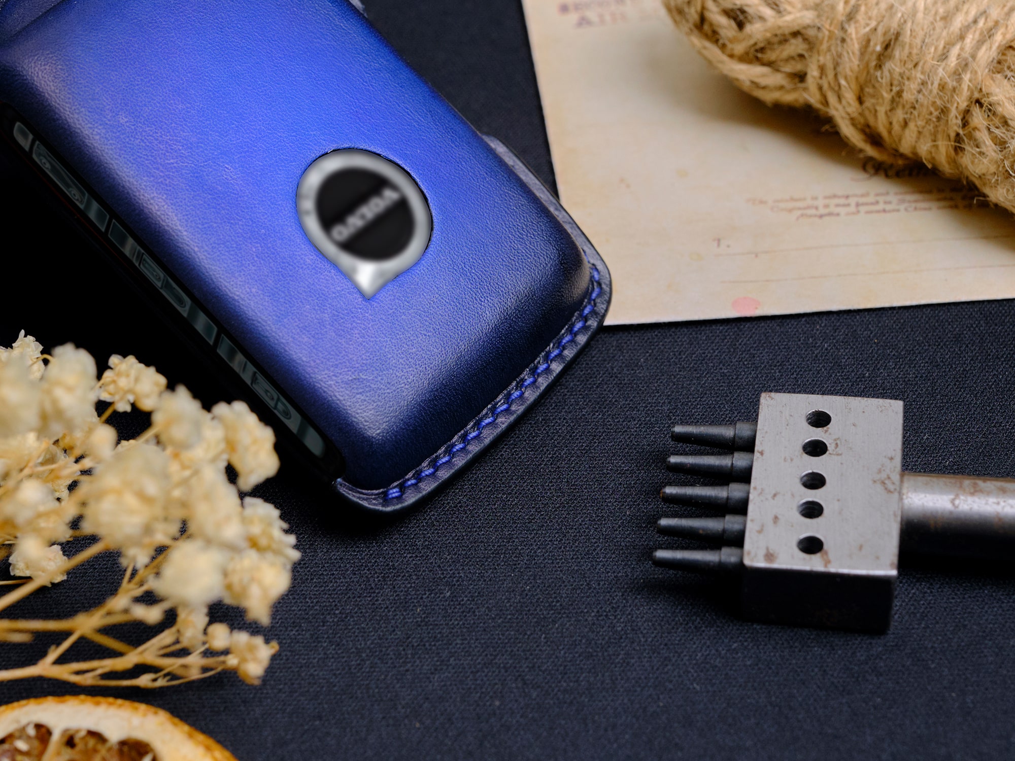 Bao da chìa khóa handmade thiết kế liền mạch có khoét logo