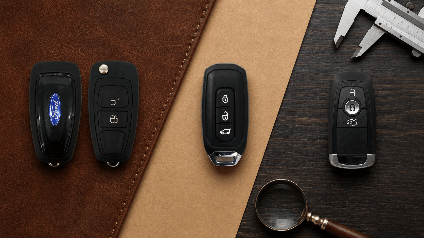 Ba kiểu chìa khóa Ford khác nhau được đặt riêng để minh họa các nhóm form phổ biến.