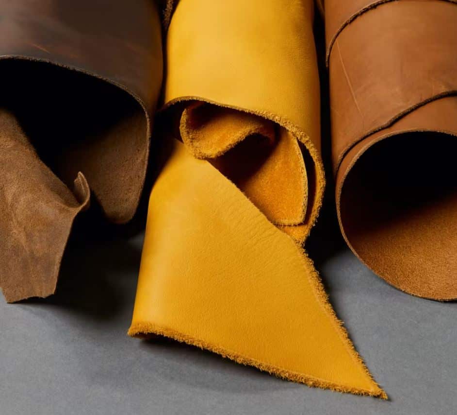 
Các thương hiệu xa xỉ ưu tiên da Full-grain để giữ lại trọn vẹn đặc tính tự nhiên và độ bền nguyên bản của con da.